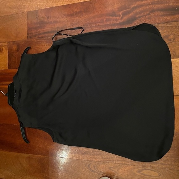 Anne Klein Sleeveless Blouse - Picture 4 of 4